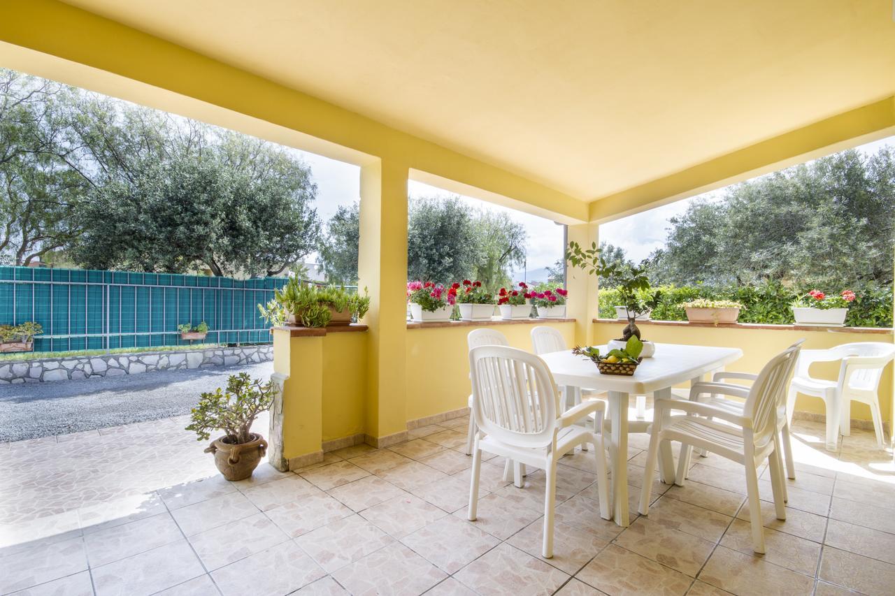 Case Vacanze Paradise Beach Vicino Cefalu Piscina Aperta Campofelice Di Roccella Εξωτερικό φωτογραφία