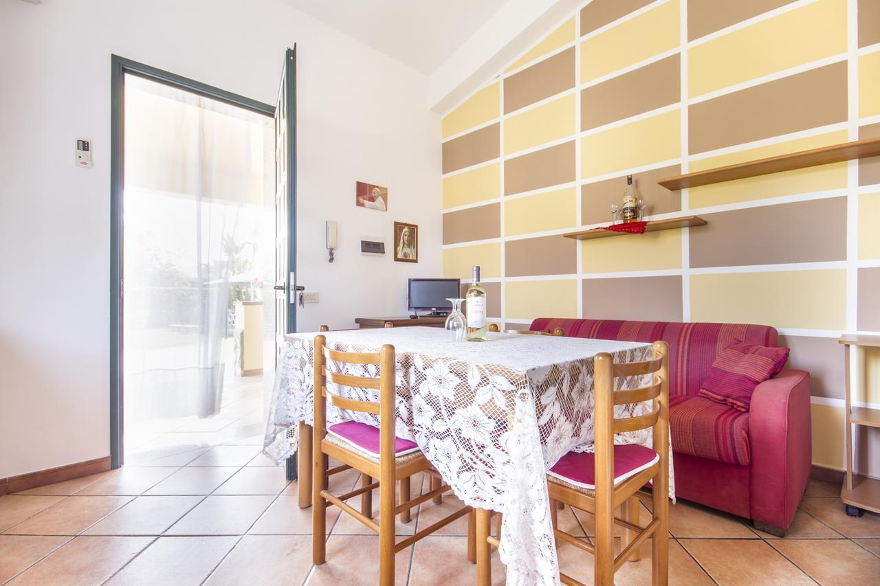 Case Vacanze Paradise Beach Vicino Cefalu Piscina Aperta Campofelice Di Roccella Εξωτερικό φωτογραφία