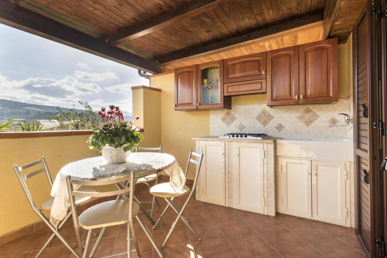 Case Vacanze Paradise Beach Vicino Cefalu Piscina Aperta Campofelice Di Roccella Εξωτερικό φωτογραφία
