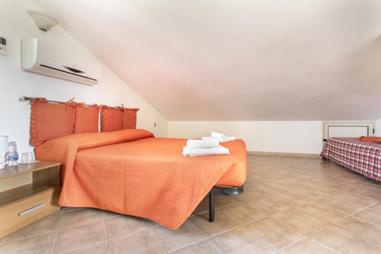 Case Vacanze Paradise Beach Vicino Cefalu Piscina Aperta Campofelice Di Roccella Εξωτερικό φωτογραφία