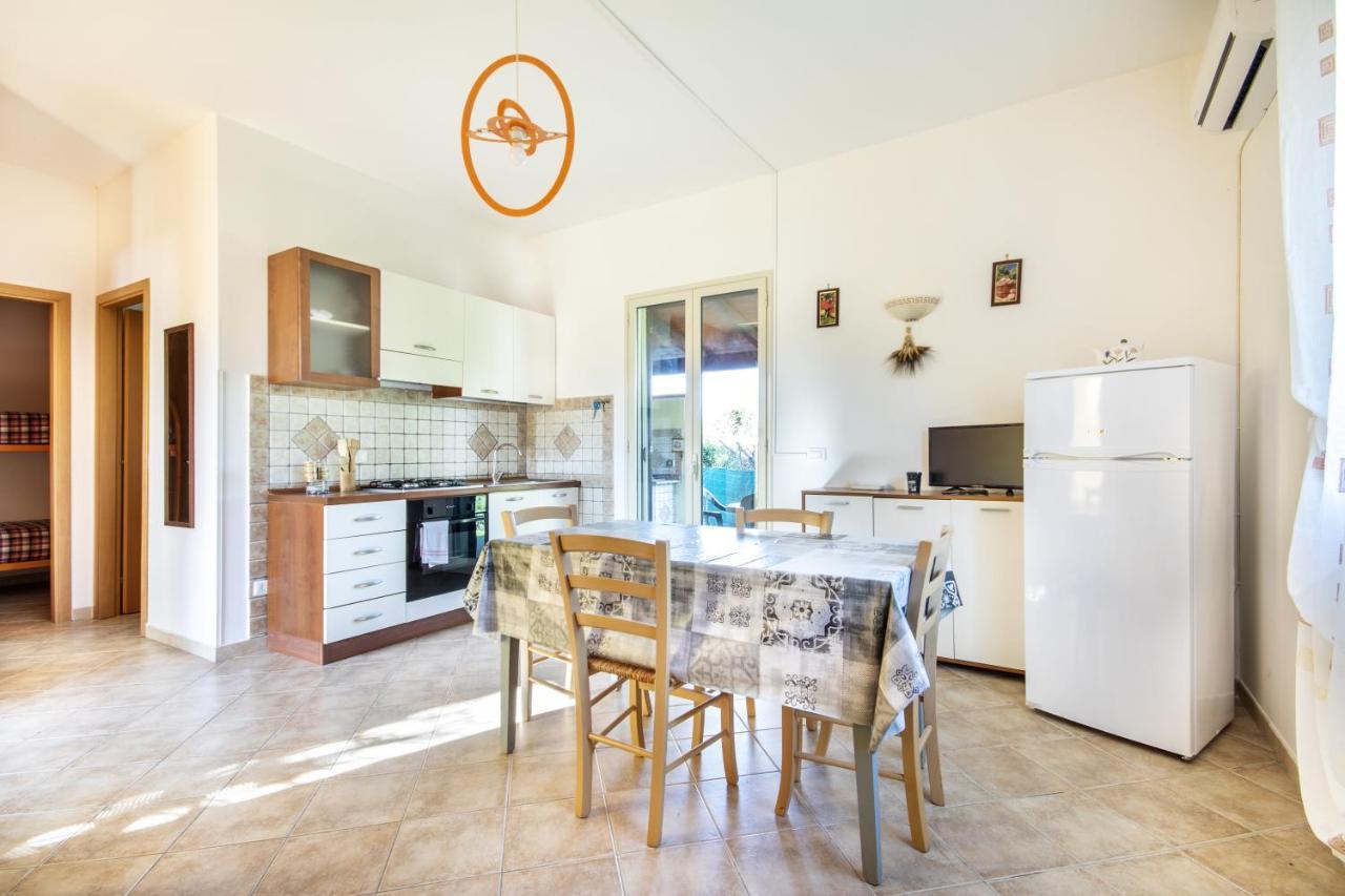 Case Vacanze Paradise Beach Vicino Cefalu Piscina Aperta Campofelice Di Roccella Εξωτερικό φωτογραφία